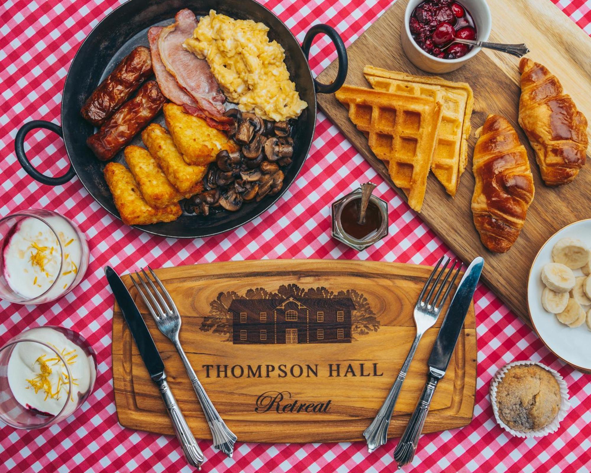 Thompson Hall Retreat 外观 照片